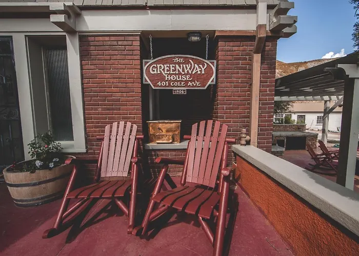 Greenway Manor *