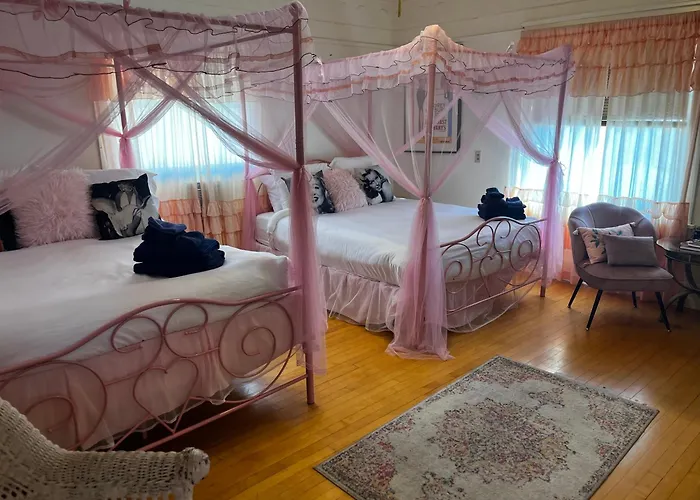 Greenway Manor *