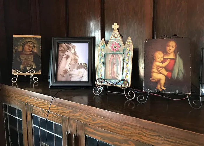 Greenway Manor *